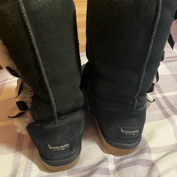 Kookaburra by Ugg Black and Cream Winter Boots - Picture 3 of 10